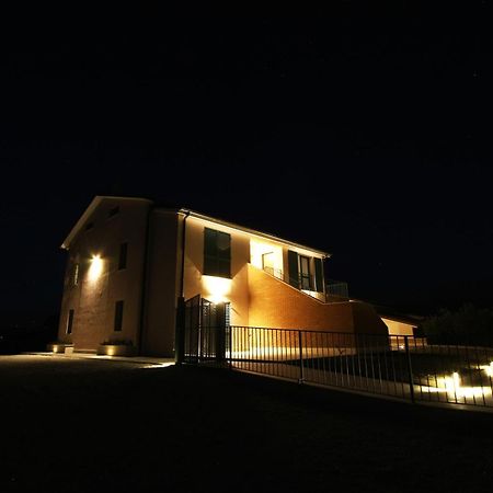 La Collina Del Girasole Villa Montecastrilli ภายนอก รูปภาพ