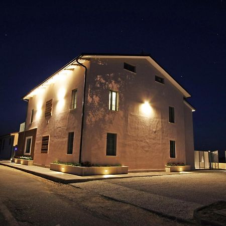 La Collina Del Girasole Villa Montecastrilli ภายนอก รูปภาพ