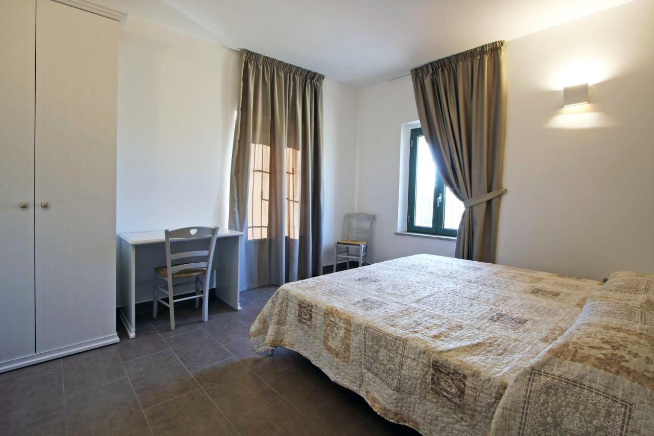 La Collina Del Girasole Villa Montecastrilli ภายนอก รูปภาพ